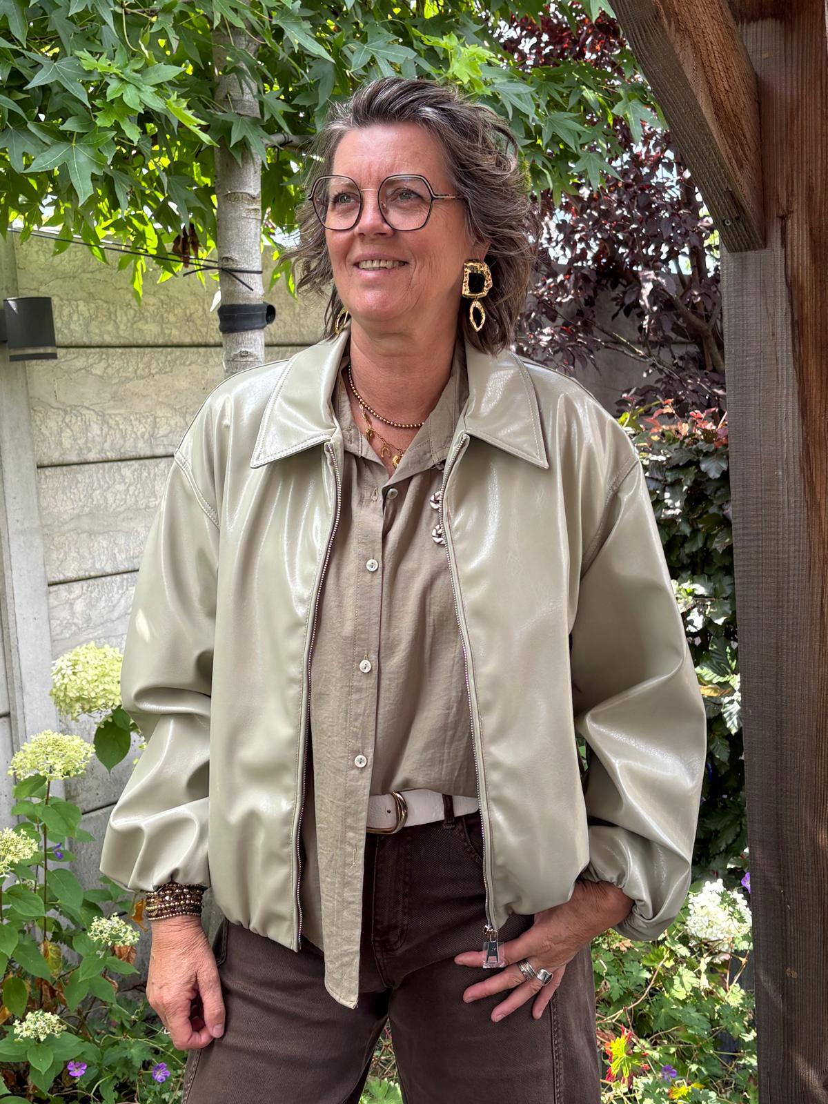 Jas Julia Groen